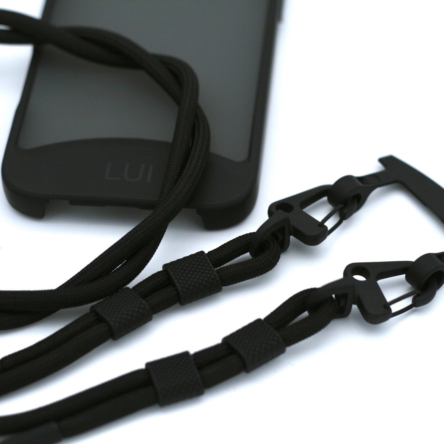 Handyhülle in schwarz/transparent mit abnehmbarem Band Karabiner in schwarz